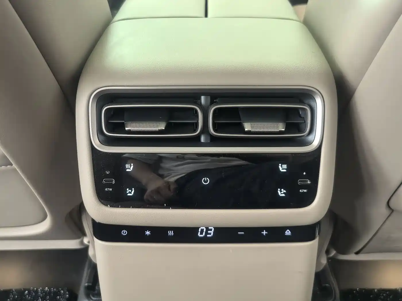 Li Auto i6 2026 2025 4WD Base Model