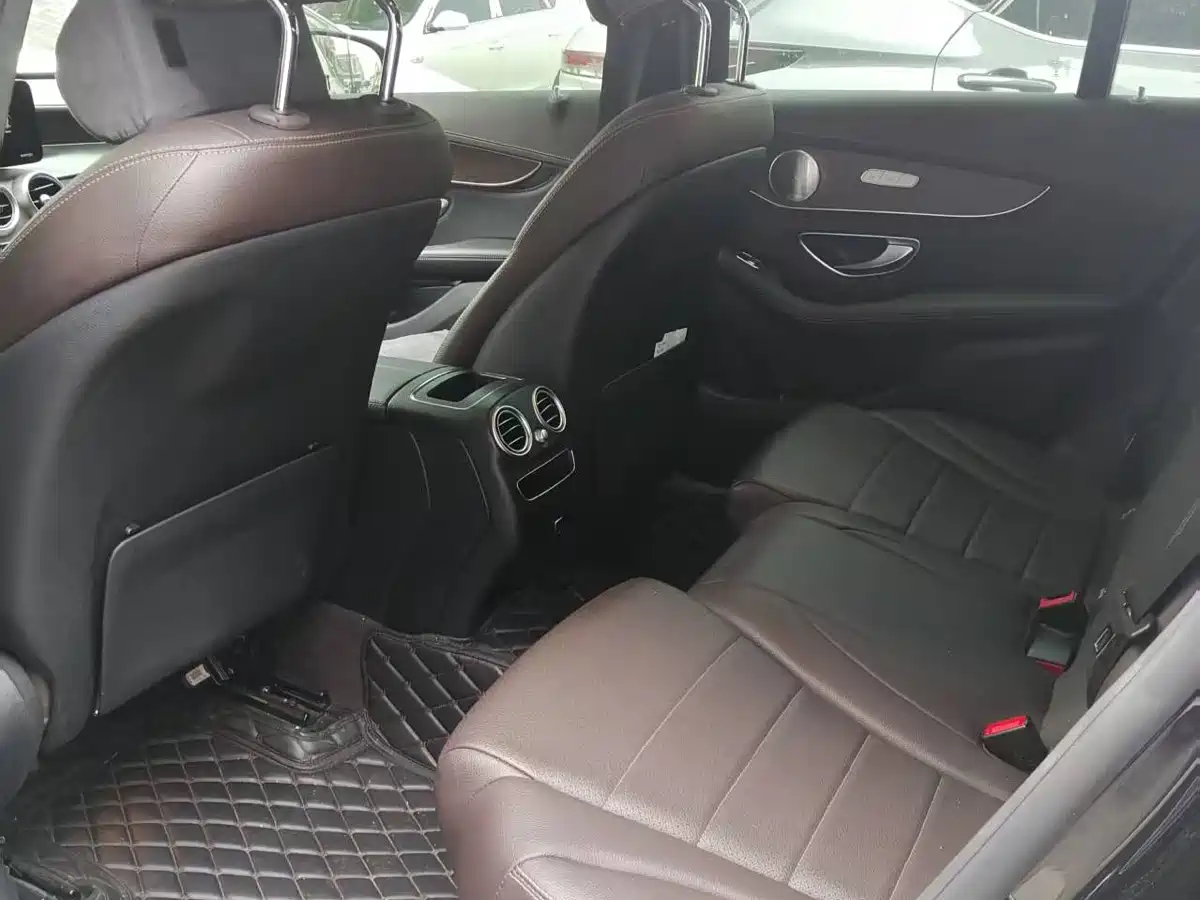 Mercedes-Benz GLC 2020 GLC 260 L 4MATIC Luxury фото 7