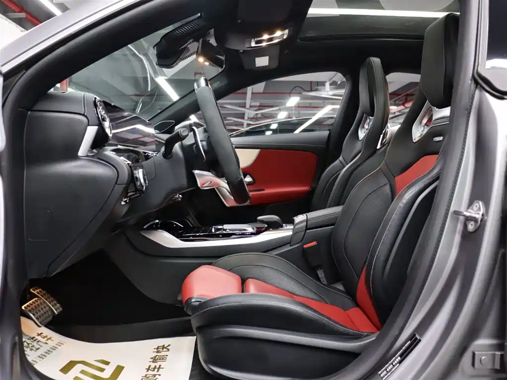 MERCEDES-BENZ CLA AMG