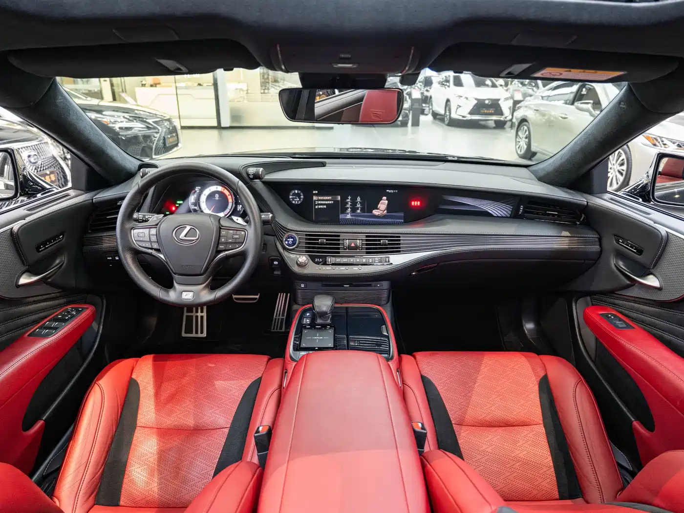Lexus LS 2018 500h F SPORT China V фото 13