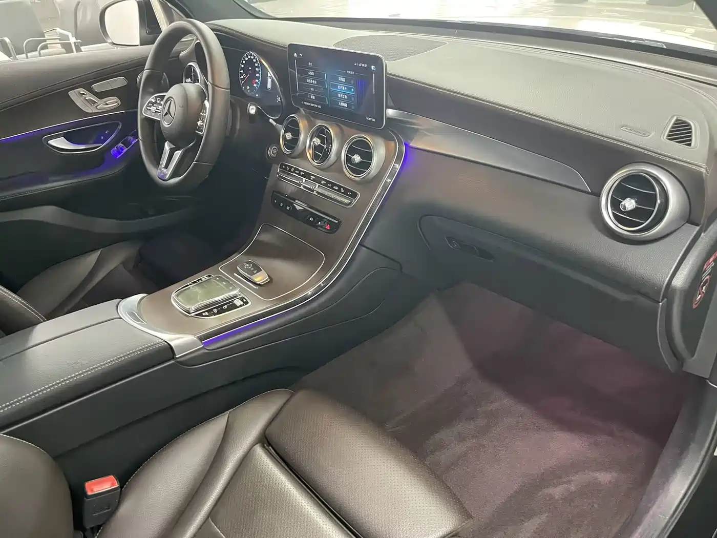 Mercedes-Benz GLC 2022 Model GLC 260 L 4MATIC Luxury Edition фото 12
