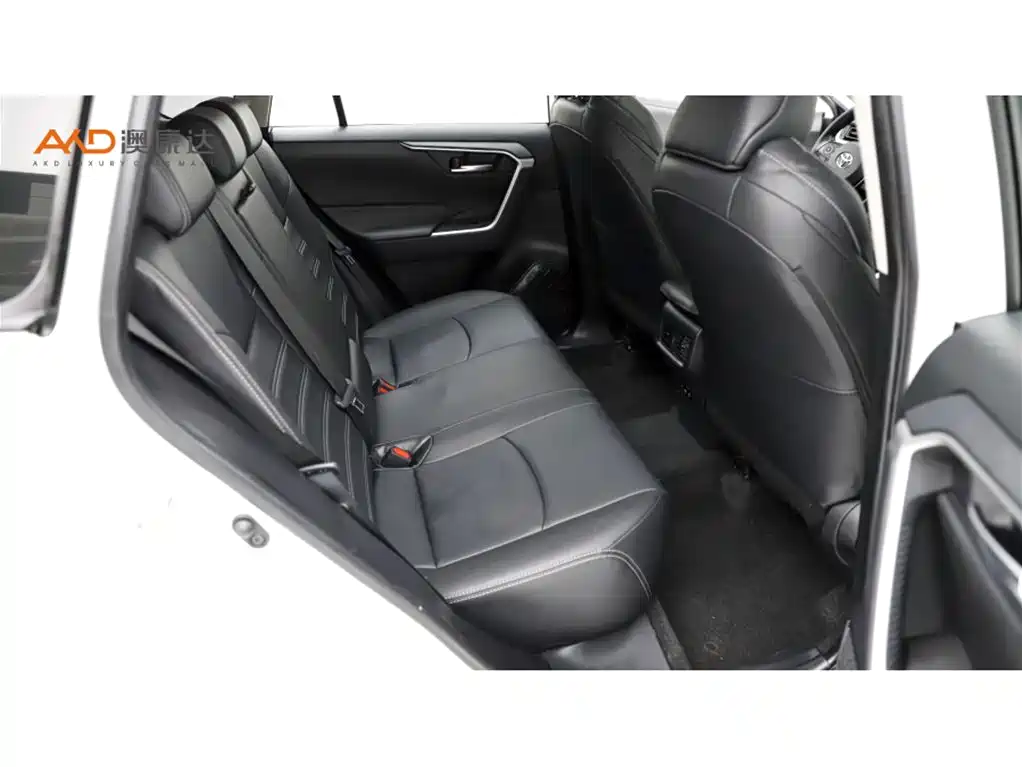 Toyota Wildlander 2020 2.0L CVT AWD Luxury Edition фото 8