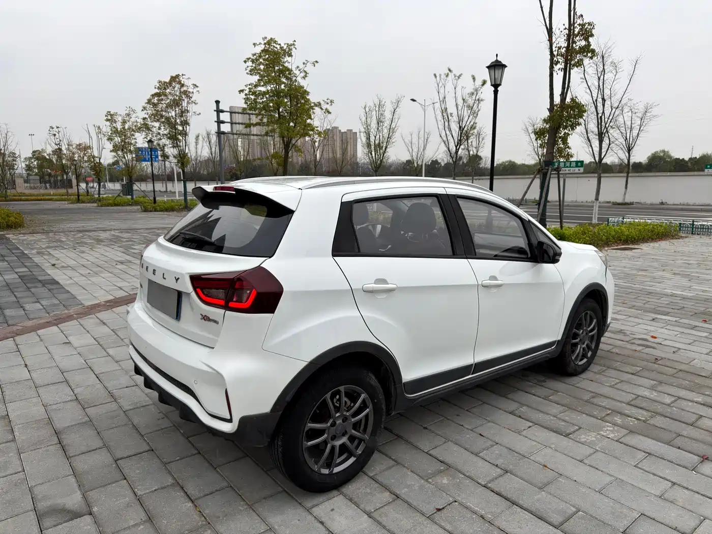 GEELY AUTOMOBILE VISION X3