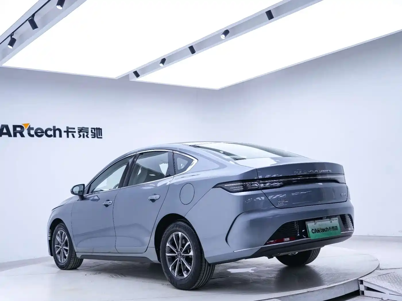 BYD Destroyer 05 2024 Glory Edition DM-i 55KM Luxury фото 9