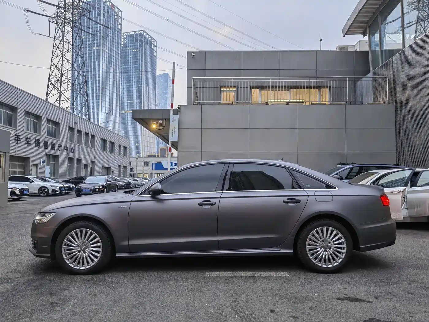 Audi A6L New Energy 2018 40 e-tron фото 9
