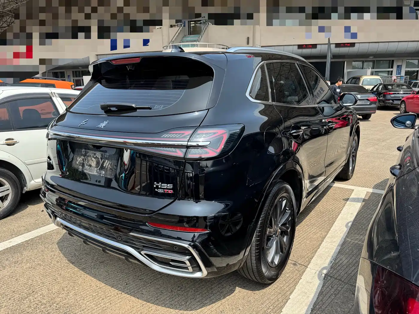 Hongqi HS5 2023 2.0T Flag Pro 500,000 Units Commemorative Edition фото 13