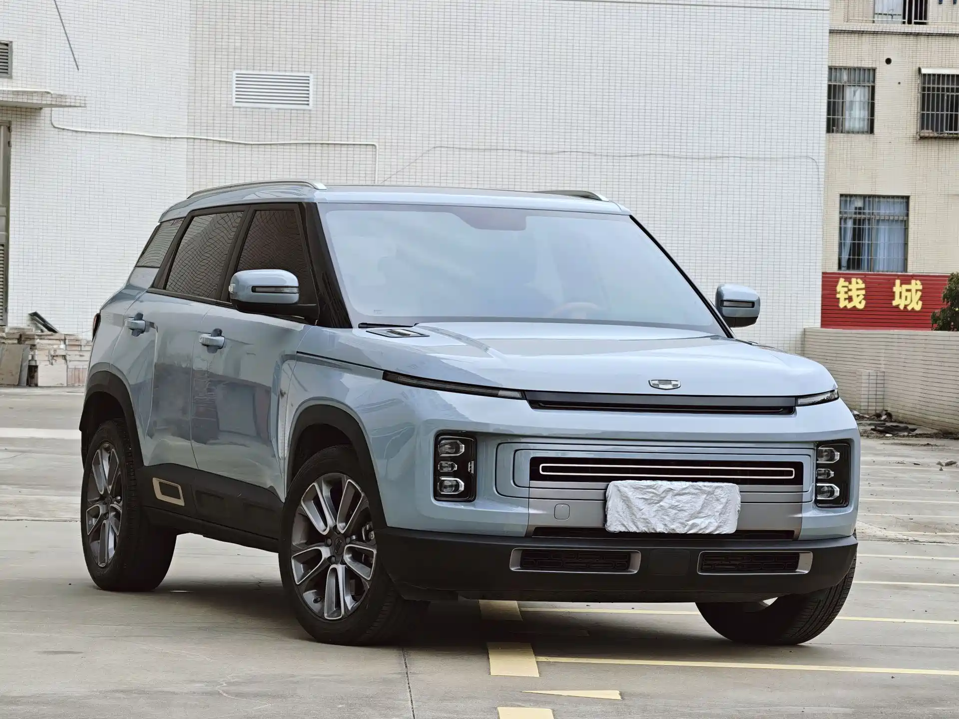 Фото 3 - Geely ICON