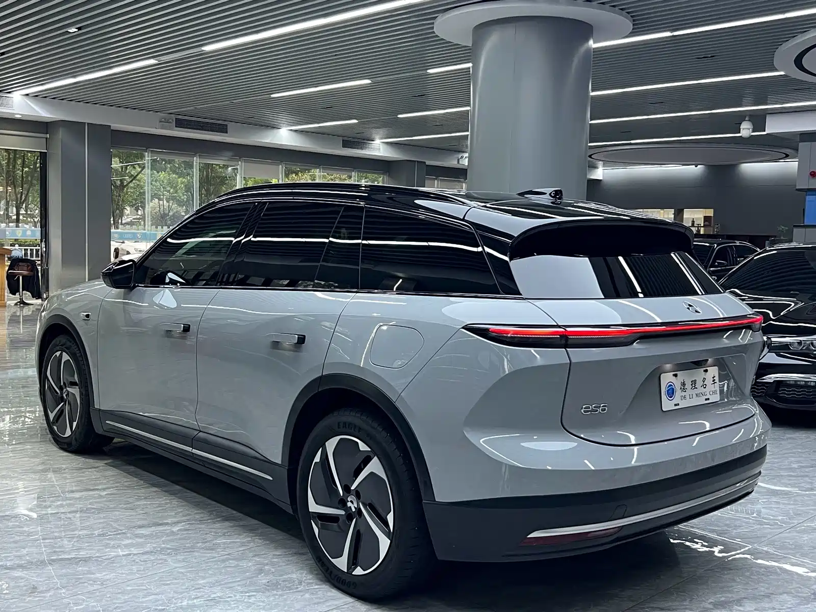 Фото 14 - NIO ES6