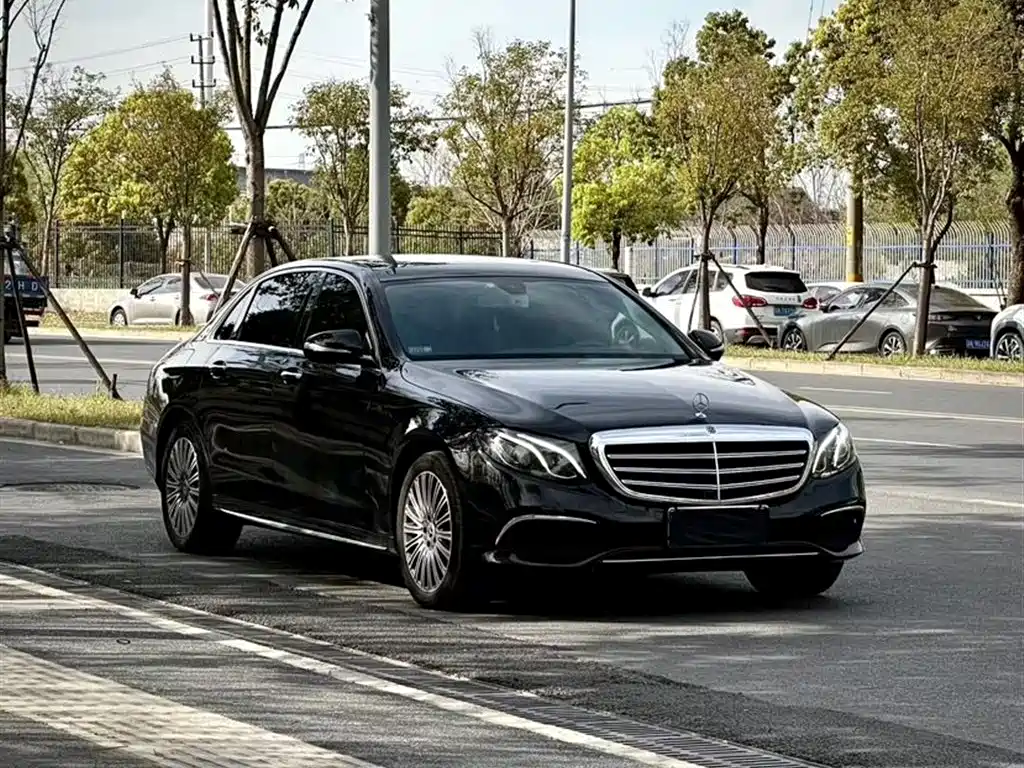 Mercedes-Benz E-Class 2019 Facelift E 300 L Sport Fashion фото 2