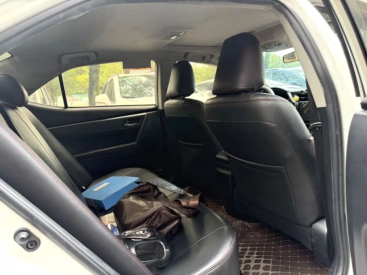 Toyota Levin 2017 Facelift Hybrid 1.8H GS E-CVT Elite Sunroof Edition China V фото 9
