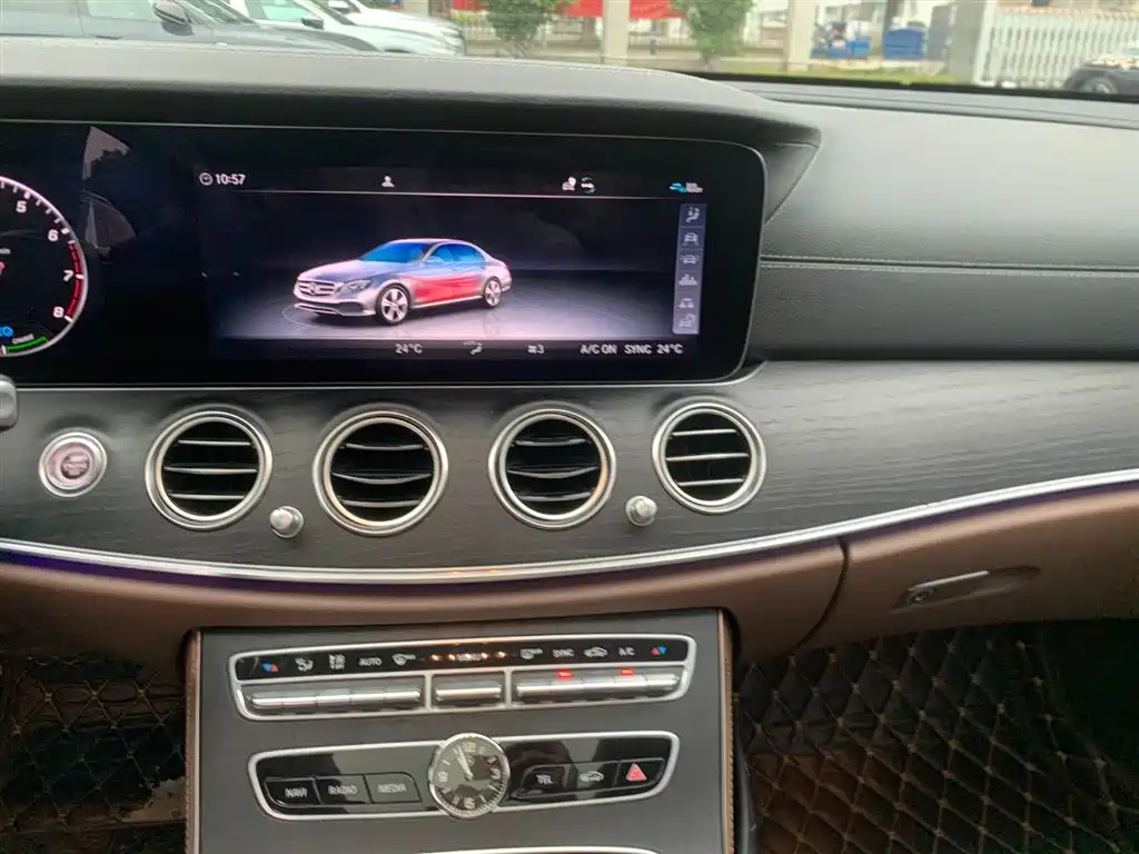 Mercedes-Benz E-Class 2020 Facelift E 260 L Sport фото 20