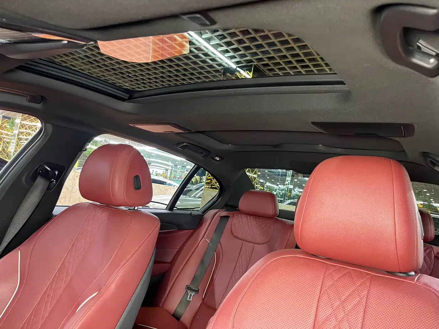 BMW 5 Series 2021 530Li Leading M Sport Package фото 20