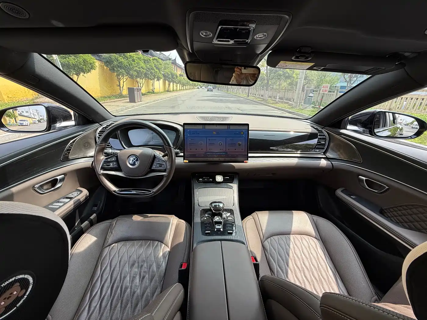 BYD Han 2023 DM-i Champion Edition 200KM Flagship фото 15