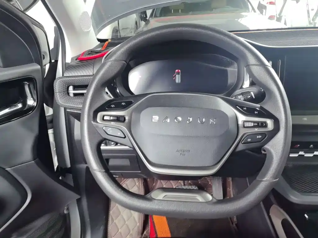 Baojun RM-5 2021 2019 1.5L CVT 24-hour Online Elite 7-seater