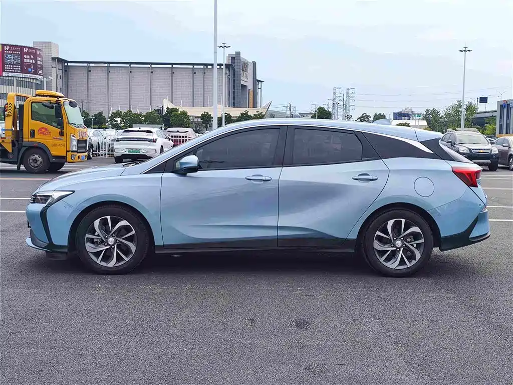 BUICK SLIGHTLY BLUE 6
