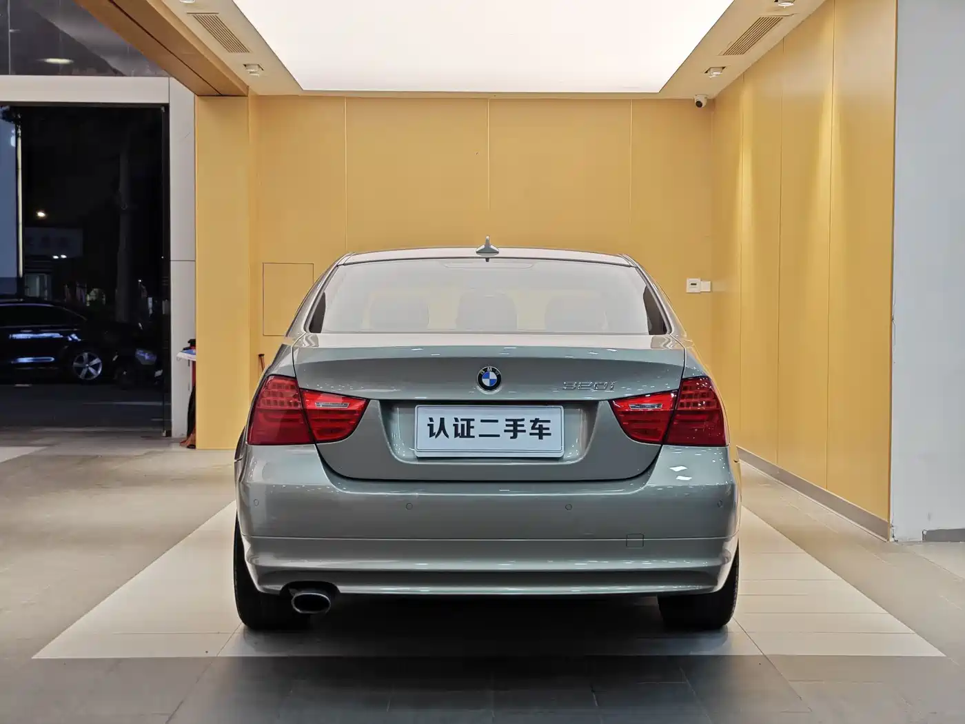 BMW 3 Series 2011 320i Fashion фото 28