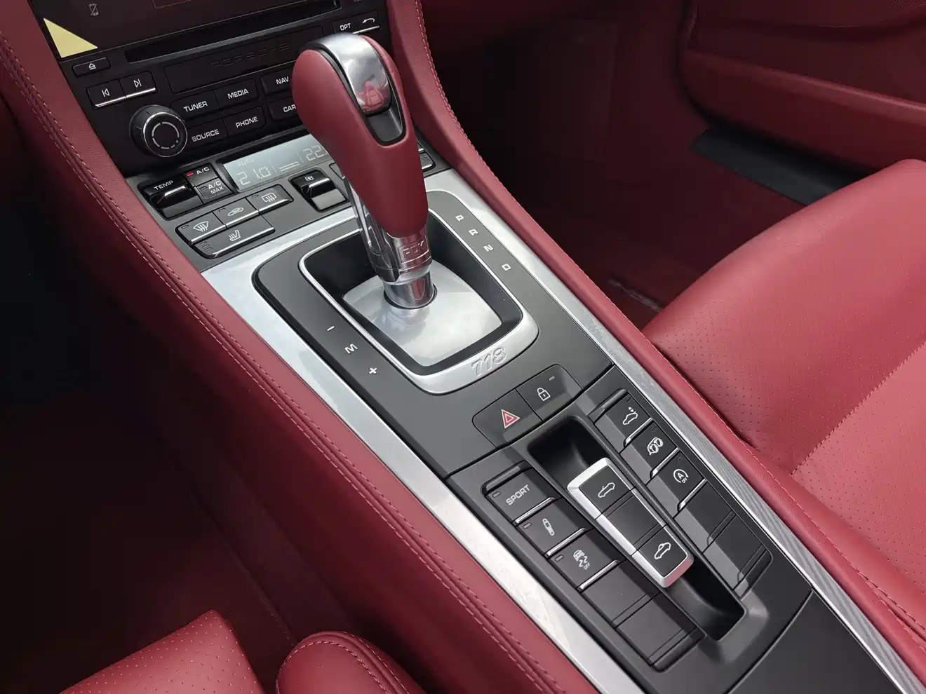 Porsche 718 фото 15