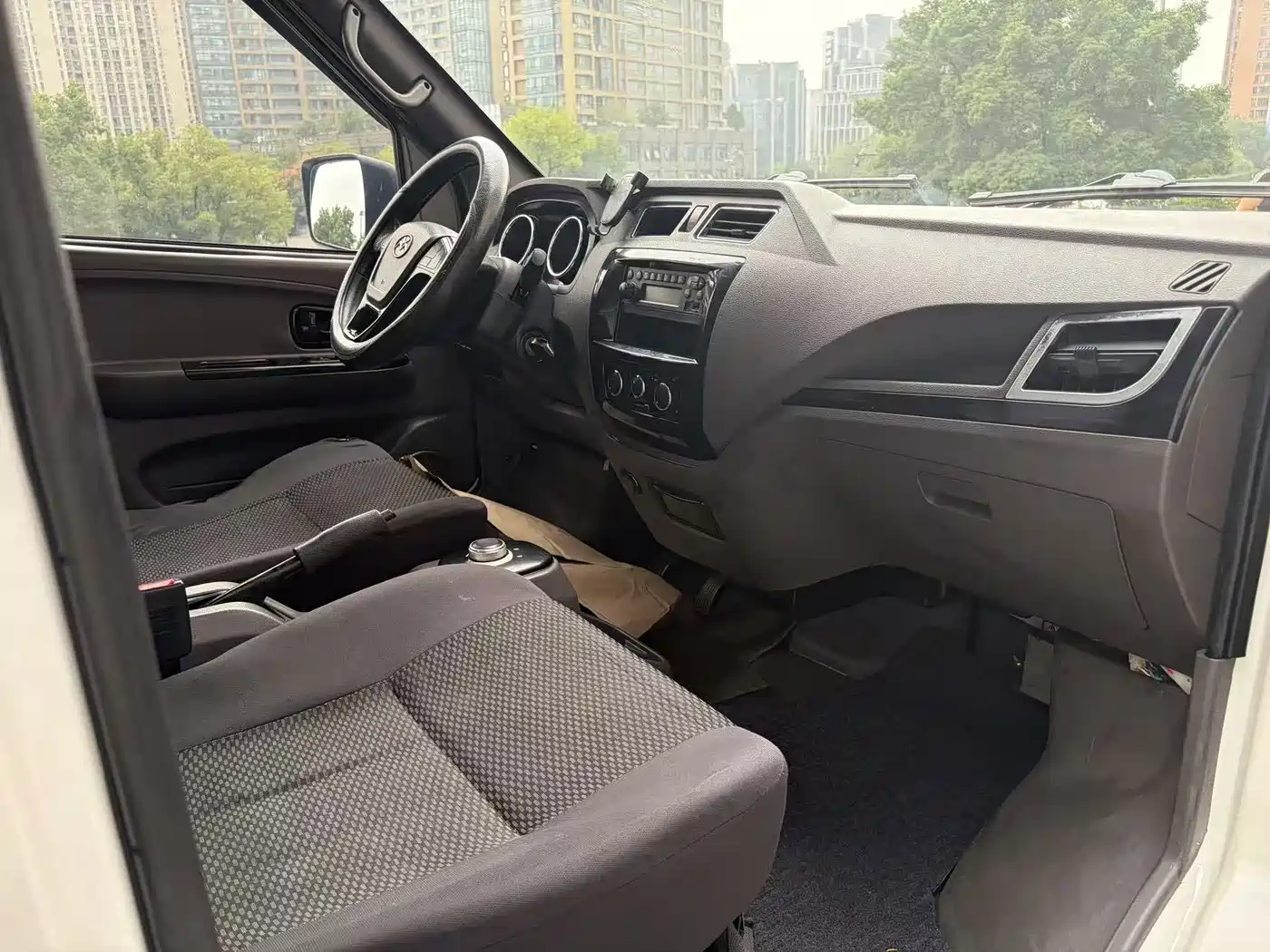 Singulato Gonow Shuai Ling 2022 2022 Standard Range 41.93kWh Tianjin Hengtian