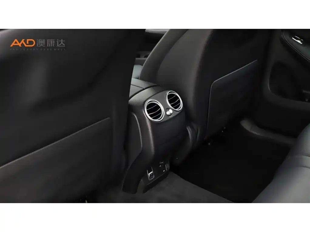 Mercedes-Benz GLC 2019 Facelift GLC 260 L 4MATIC Luxury фото 9