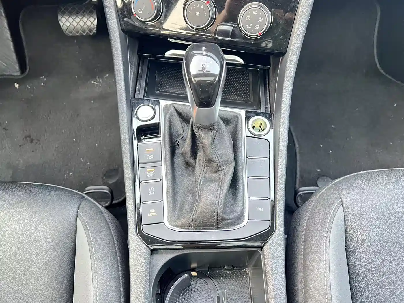 Volkswagen Sagitar 2021 200TSI DSG Comfort Smart Edition фото 21
