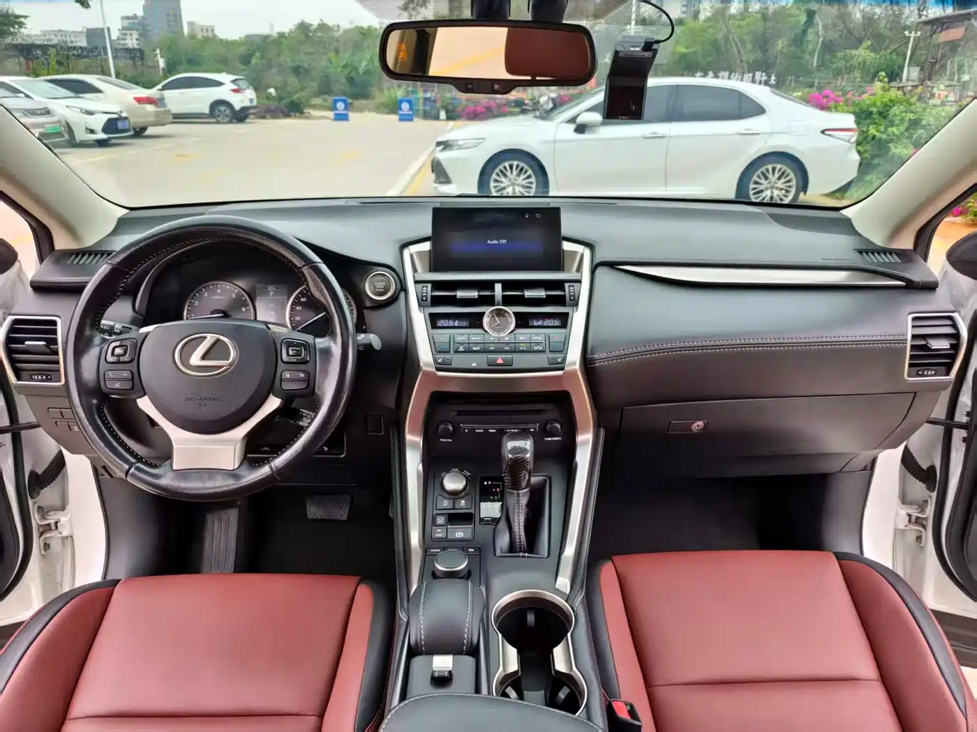 Lexus NX 2016 200 AWD F Sport фото 9