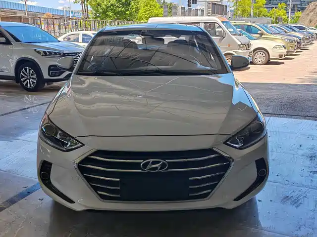 HYUNDAI LEAD