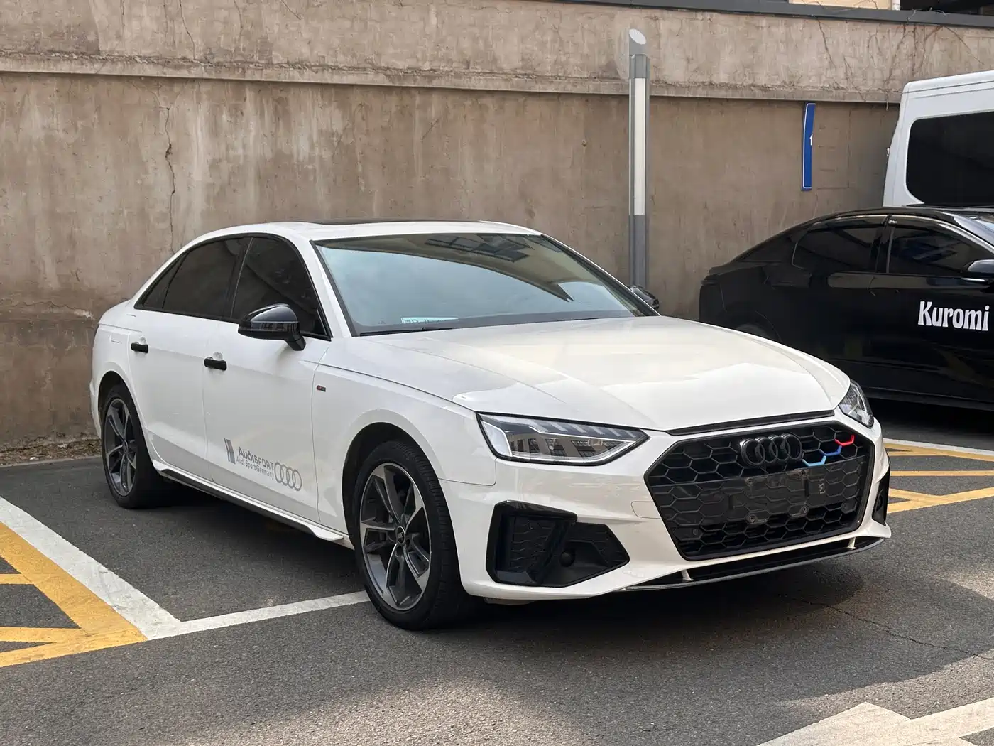 Audi A4L 2023 40 TFSI Luxury Sport фото 3