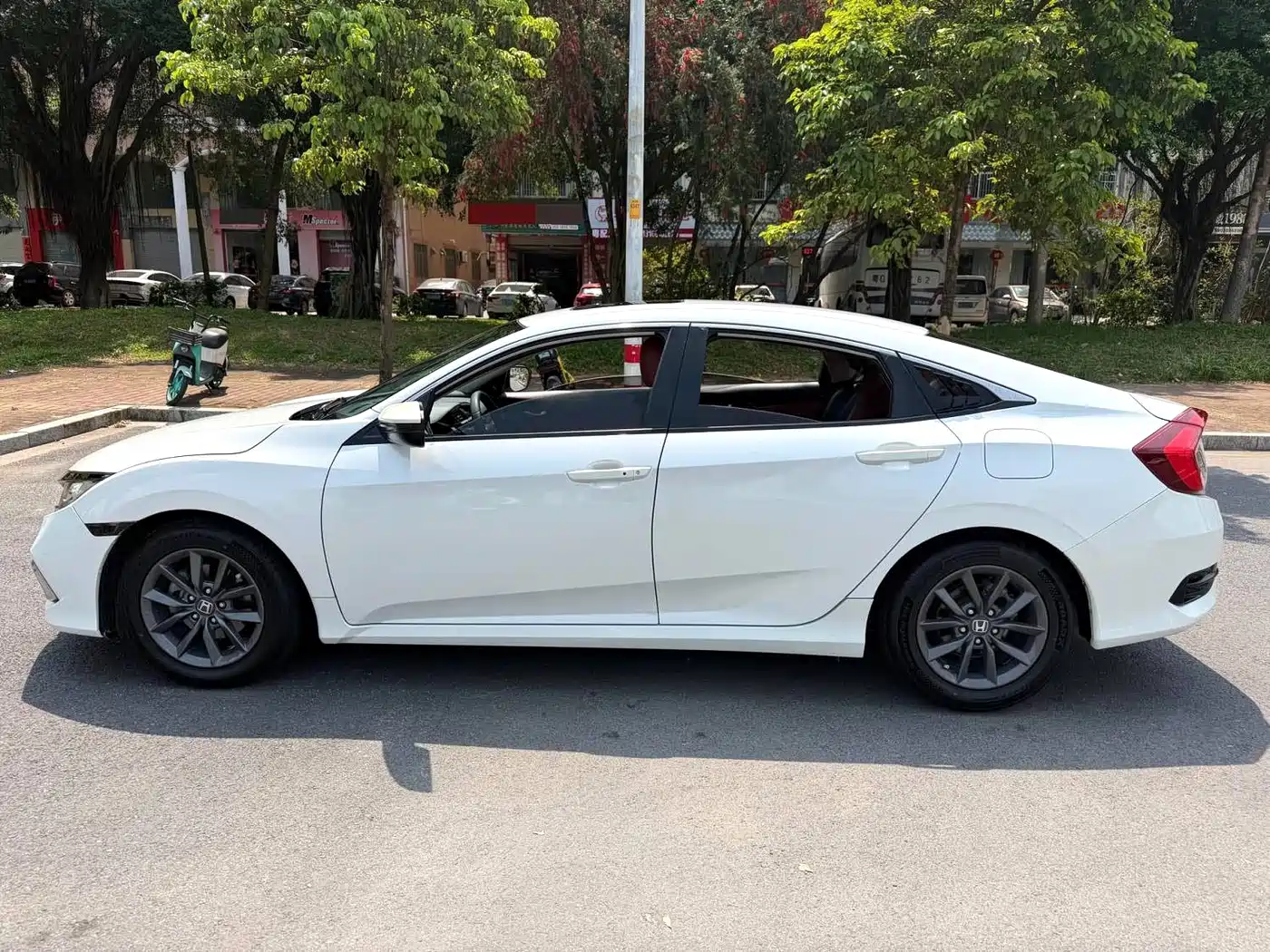Honda Civic 2019 220TURBO CVT Jingdong Edition China V фото 7