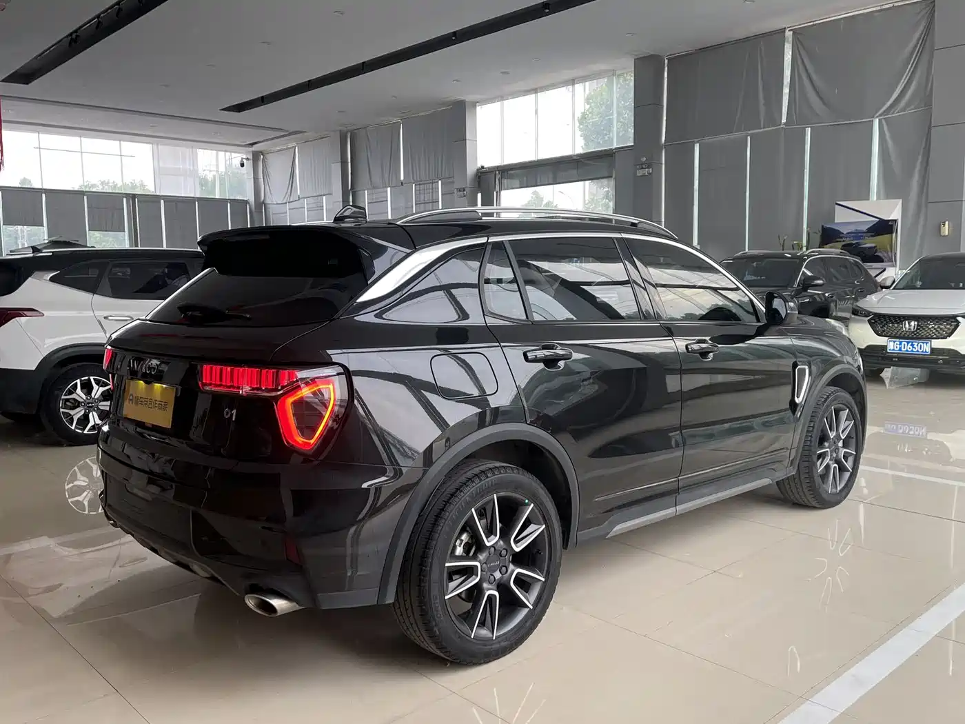 Lynk & Co 01 2017 2.0T 2WD Pro Version фото 4