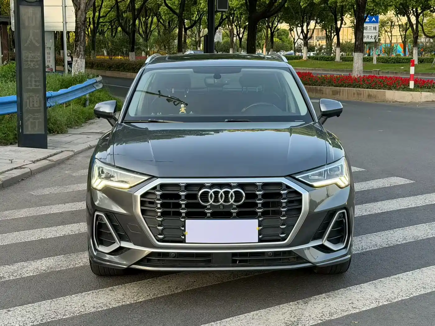 Audi Q3 2021 35 TFSI Progressive Elegance фото 2