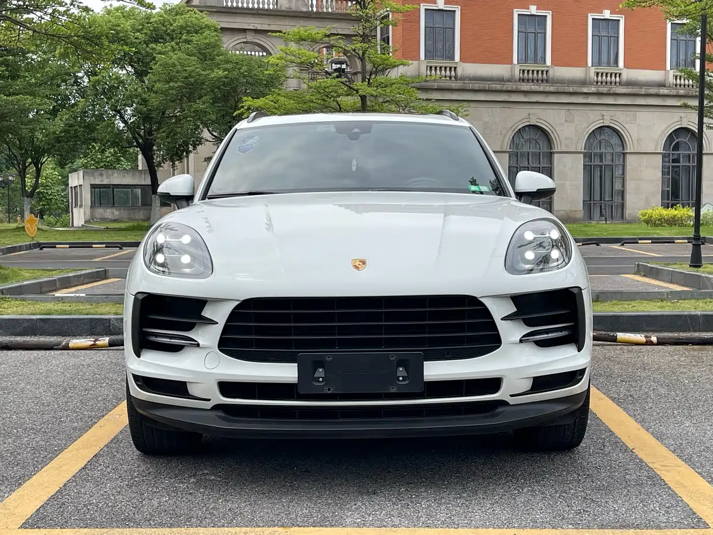 Porsche Macan 2018 Macan 2.0T фото 2