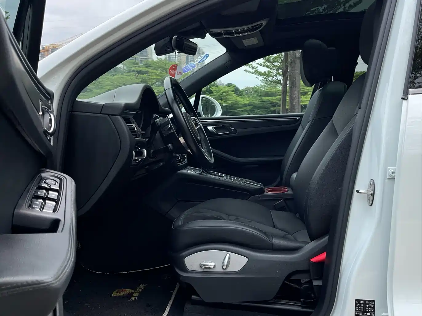 Porsche Macan 2018 Macan 2.0T фото 12