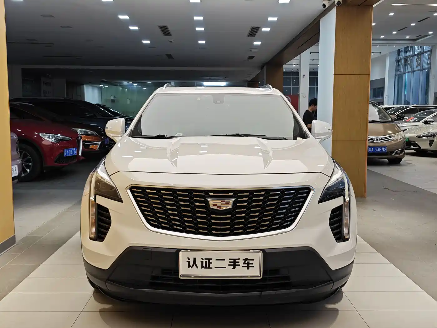 CADILLAC XT4