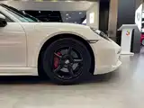 Photo 16 - Porsche 718