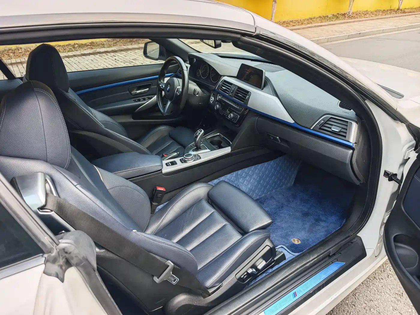BMW 4 Series 2017 425i Convertible M Sport Package фото 11