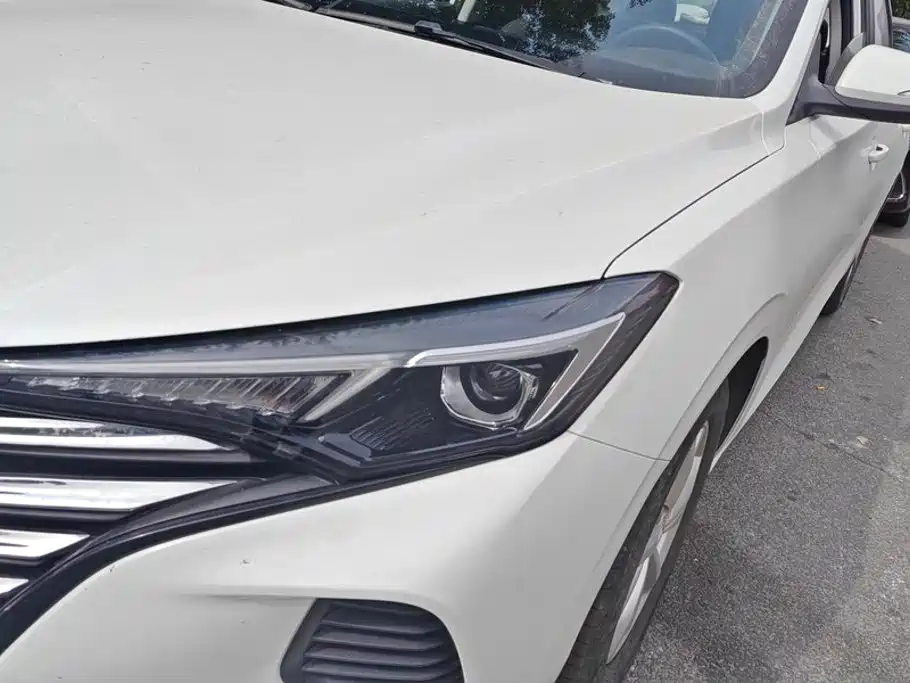 Photo 5 - Changan Eado