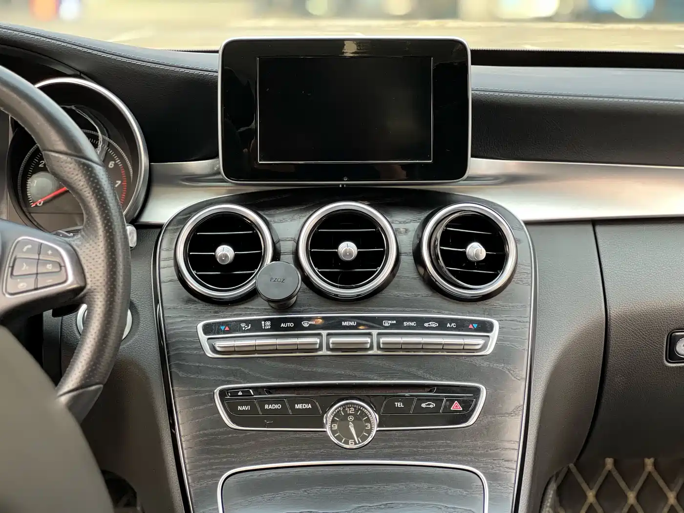 Mercedes-Benz C-Class 2017 C 200 L Sport фото 14