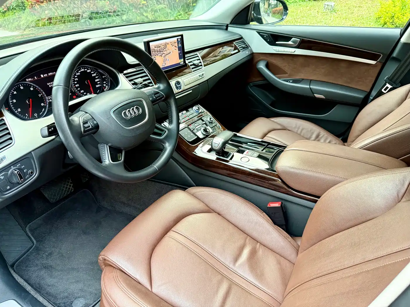 Audi A8 2014 A8L 45 TFSI quattro Comfort фото 12