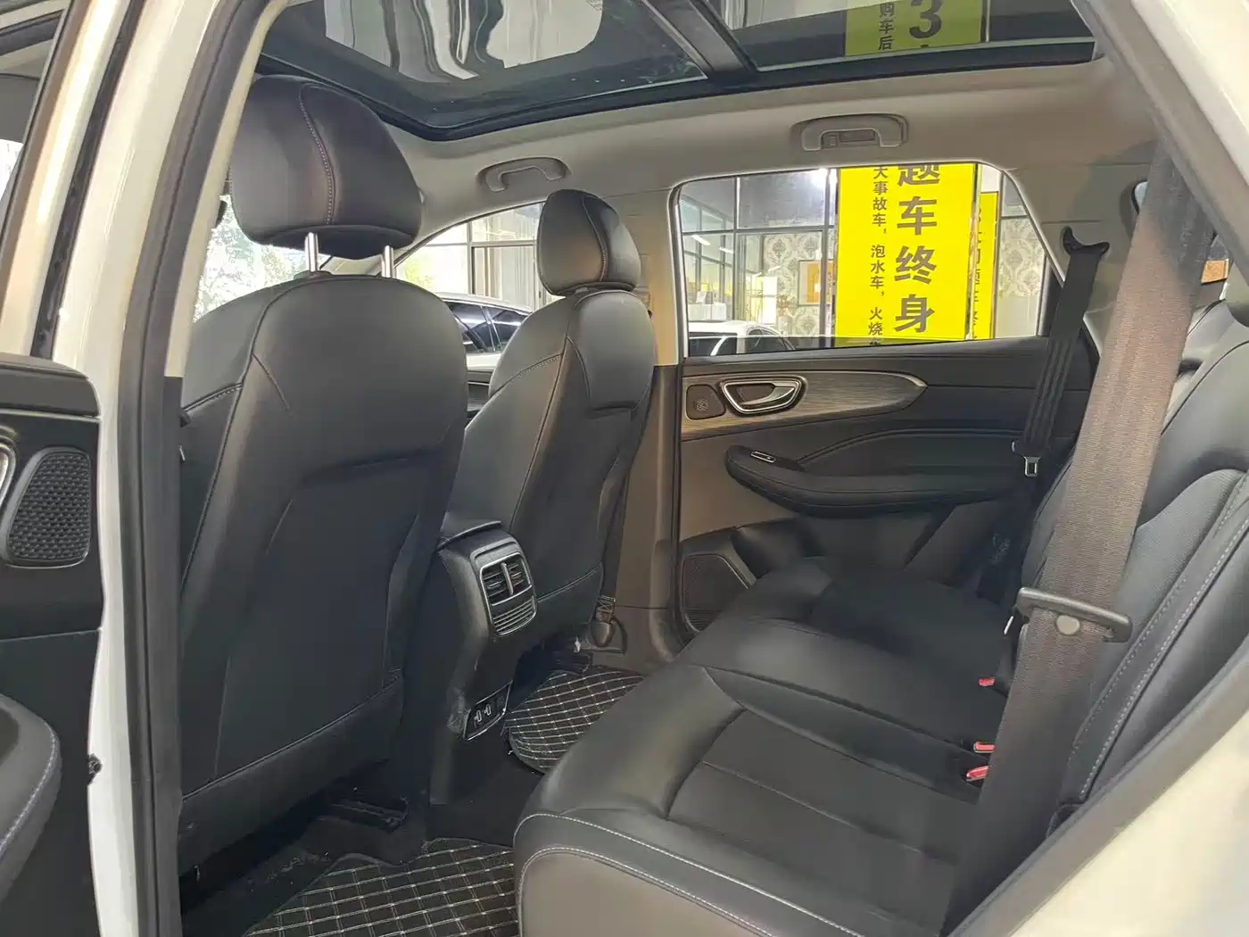 Roewe RX5 2025 2025 PLUS 330TGI Auto Trend-Setting Smart Edition