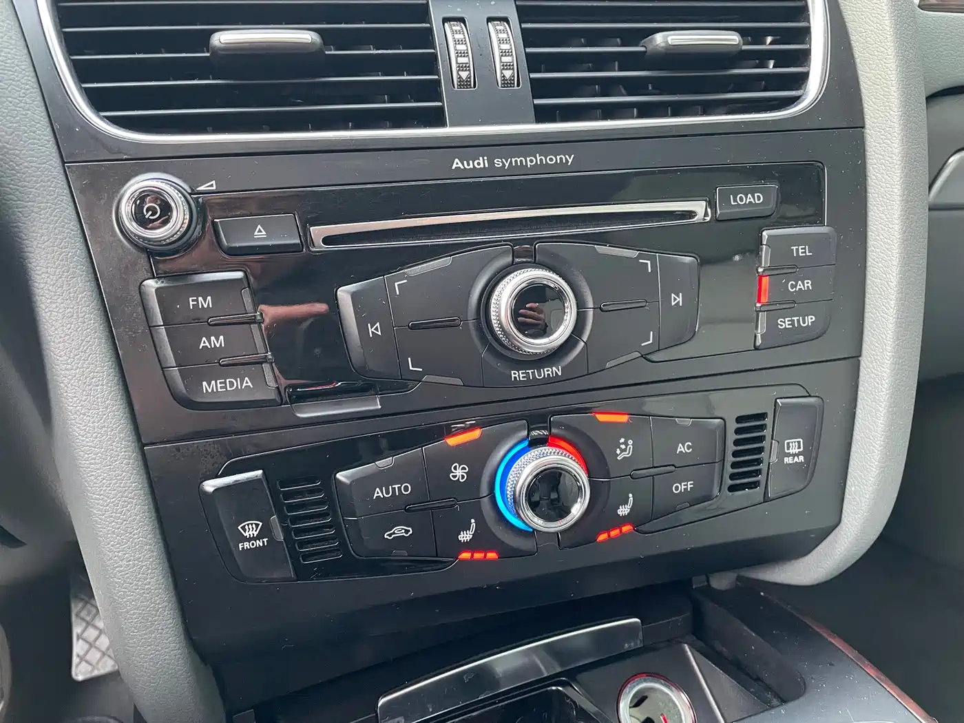 Audi A4L 2013 35 TFSI Automatic Comfort фото 10