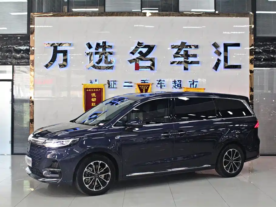 Roewe iMAX8 2022 400TGI Honor Edition