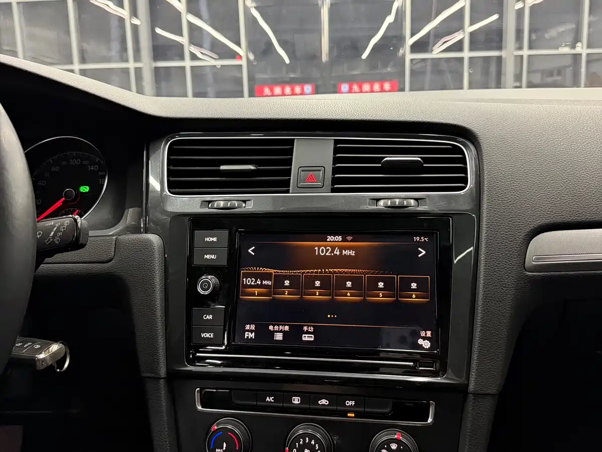 Volkswagen Golf 2019 280TSI DSG Comfort China VI фото 9