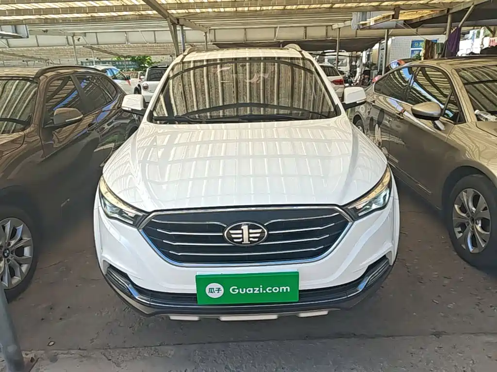 Besturn X40 2017 2017 1.6L Manual Luxury