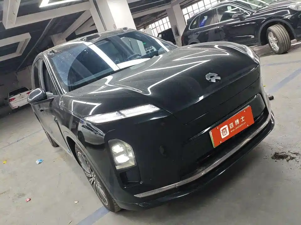 NIO ES8 2026 2025 Model 6-Seat Executive Luxury Edition