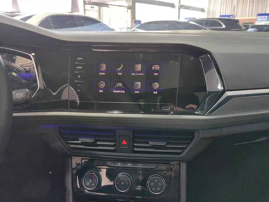 Volkswagen Sagitar 2021 200TSI DSG Comfort Smart Edition фото 13