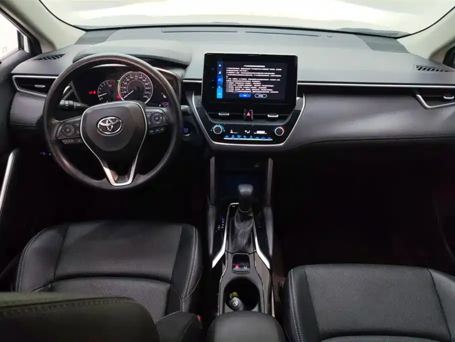 Toyota Frontlander 2022 2.0L CVT Luxury PLUS Edition фото 12