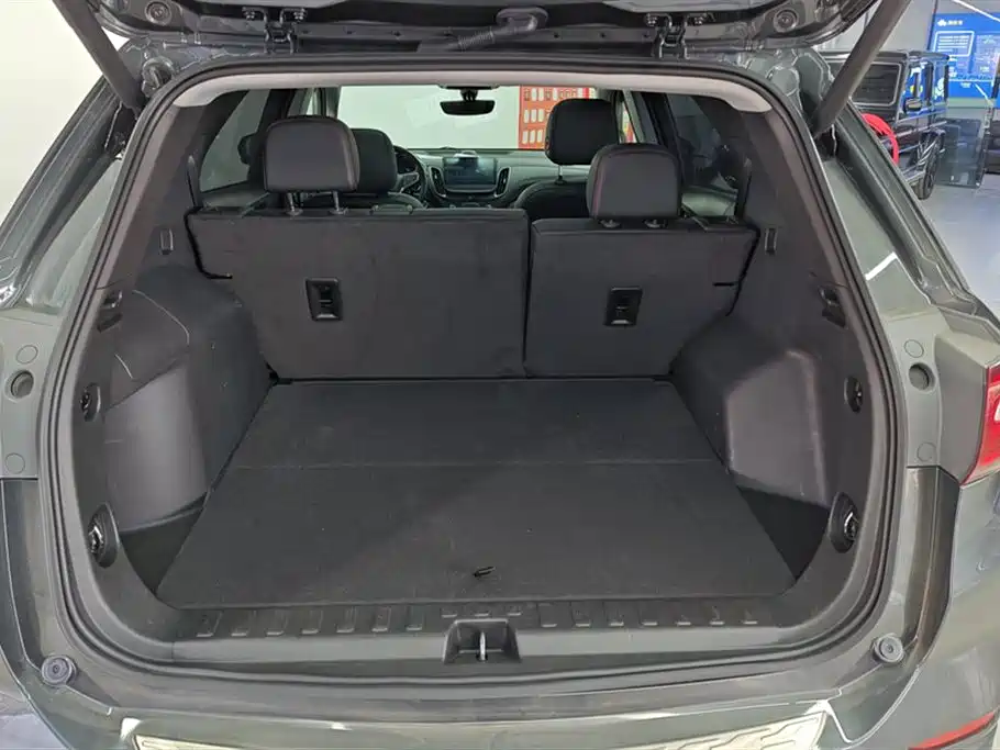 Chevrolet Equinox 2019 Redline 550T Automatic AWD Explorer RS Edition (China V) фото 4