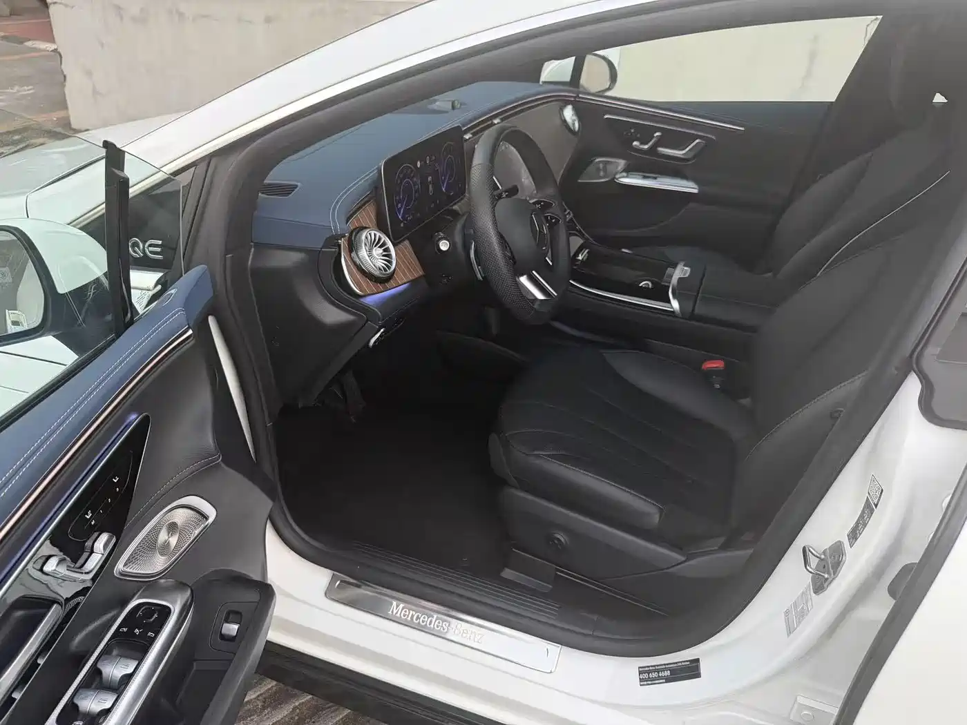 Mercedes-Benz EQE 2025 2025 Model 500 4MATIC Luxury Edition