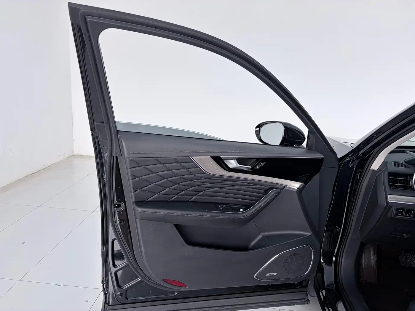 Hongqi HS5 2022 2.0T Smart Connect Joy Edition фото 5