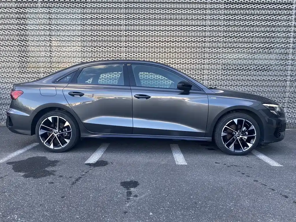 Фото 3 - Audi A3